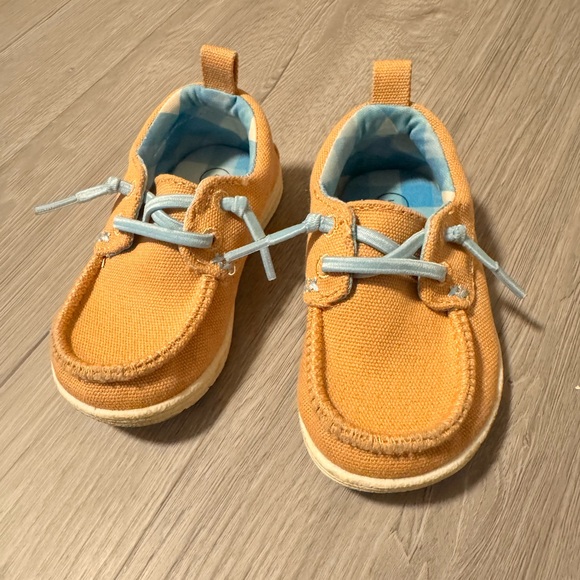 Cat & Jack Other - Cat and Jack Toddler Shoes Size 5